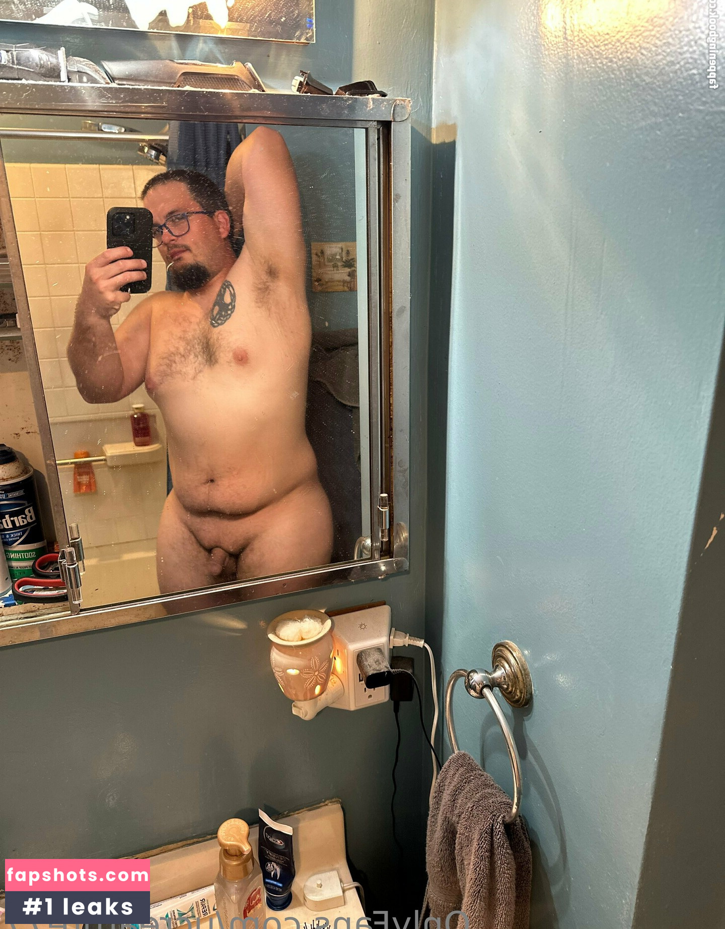 ucreature77 gallery photo #9