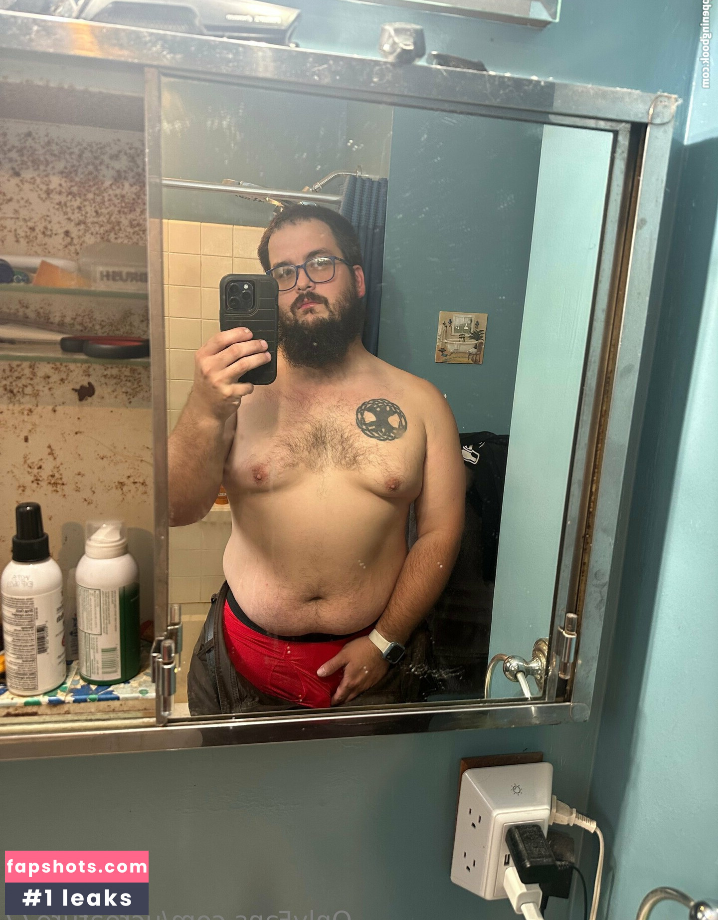 ucreature77 gallery photo #10