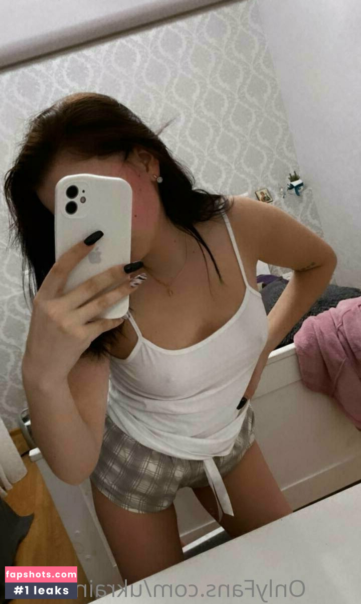 ukrainianliza Nude Leaks OnlyFans Photos #2 - LeakJerk