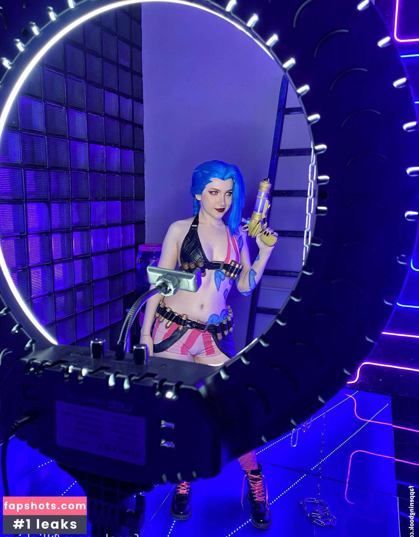 Ulichan gallery photo #6