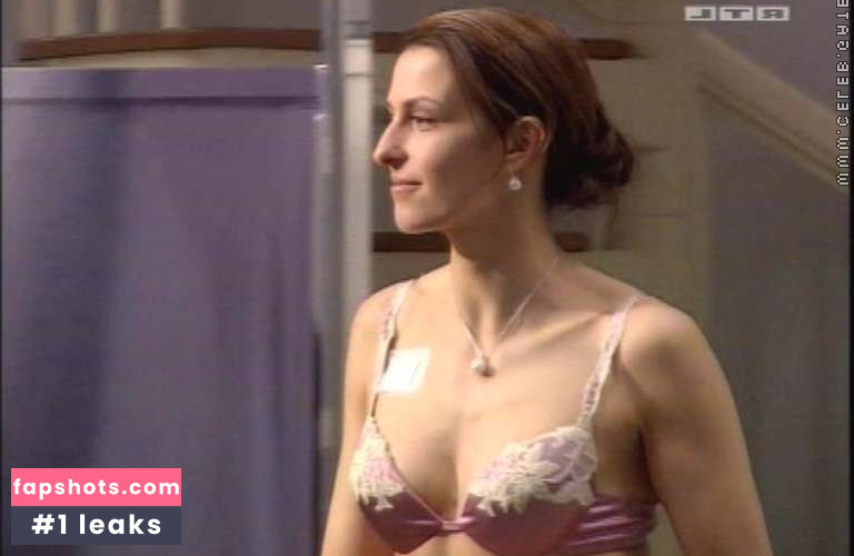 Ulrike Frank gallery photo #94