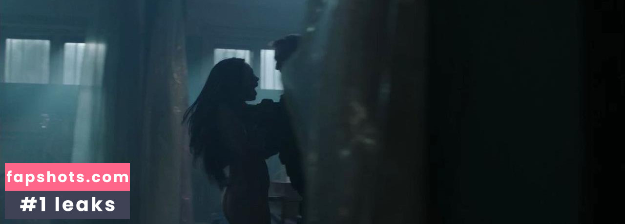 Ulyana Chan gallery photo #8