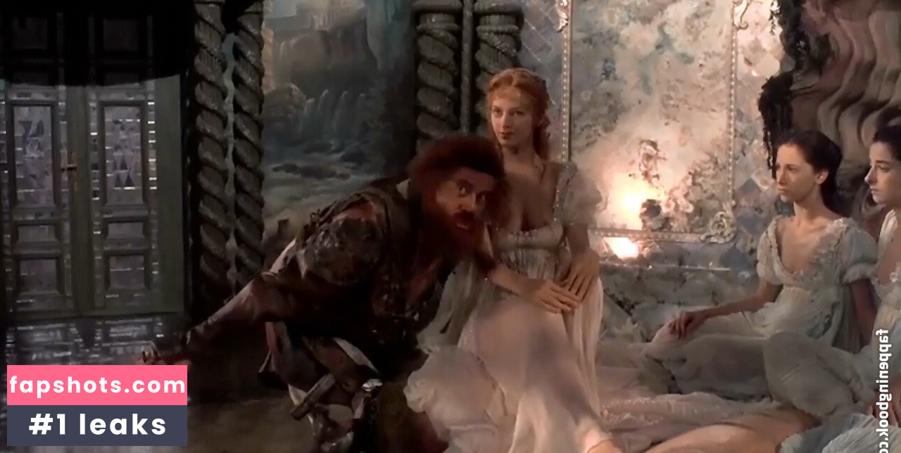 Uma Thurman gallery photo #8