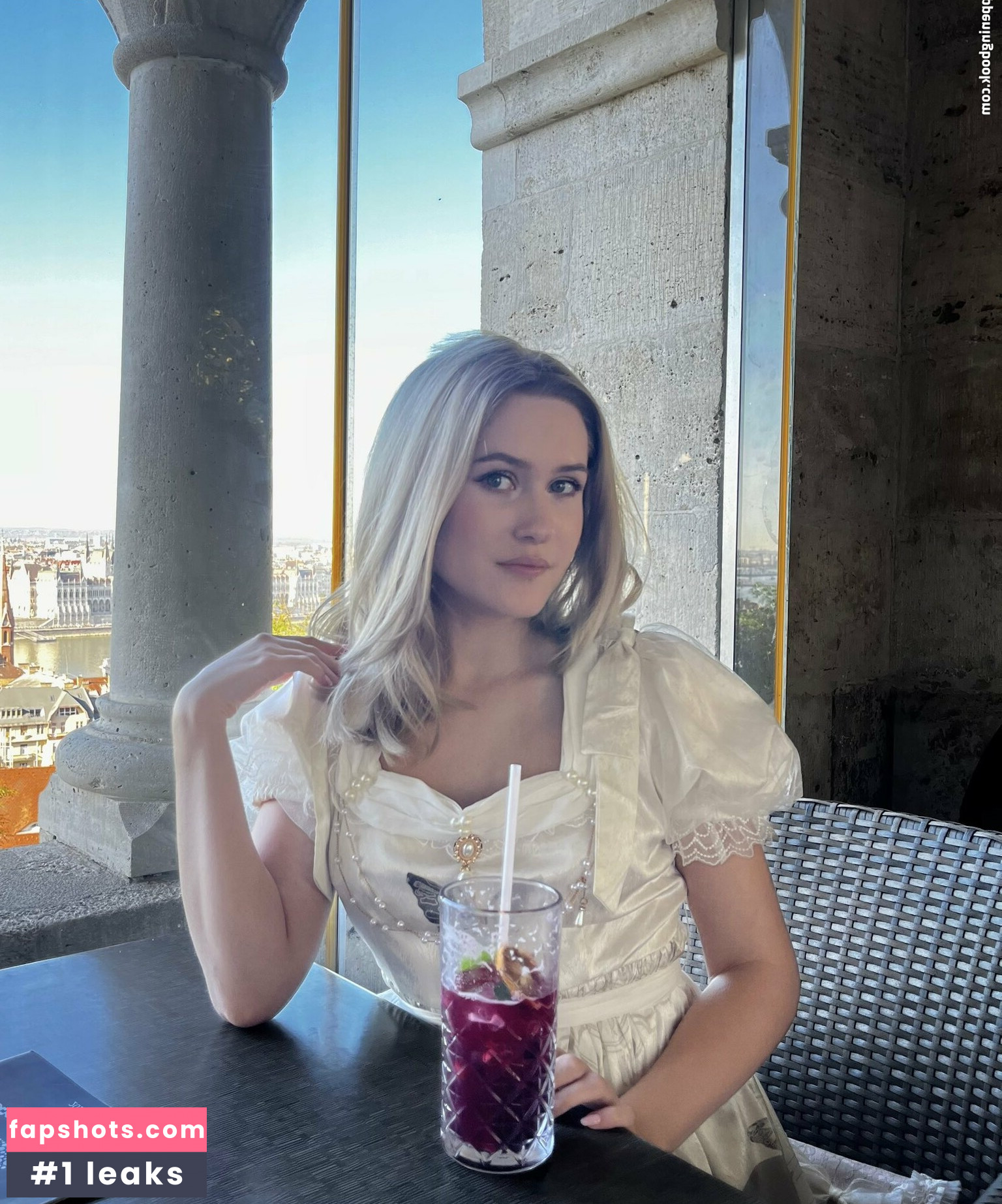 Una Fairy gallery photo #66