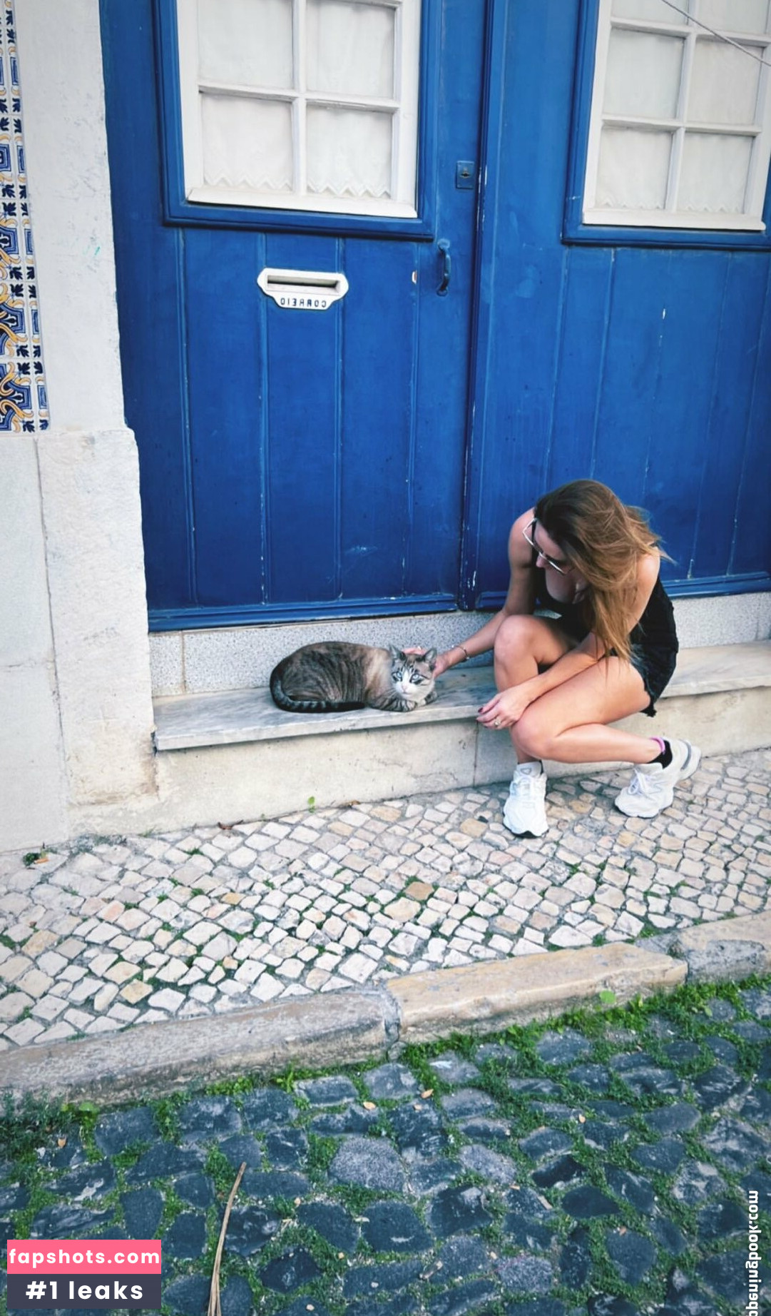 Una Healy gallery photo #108