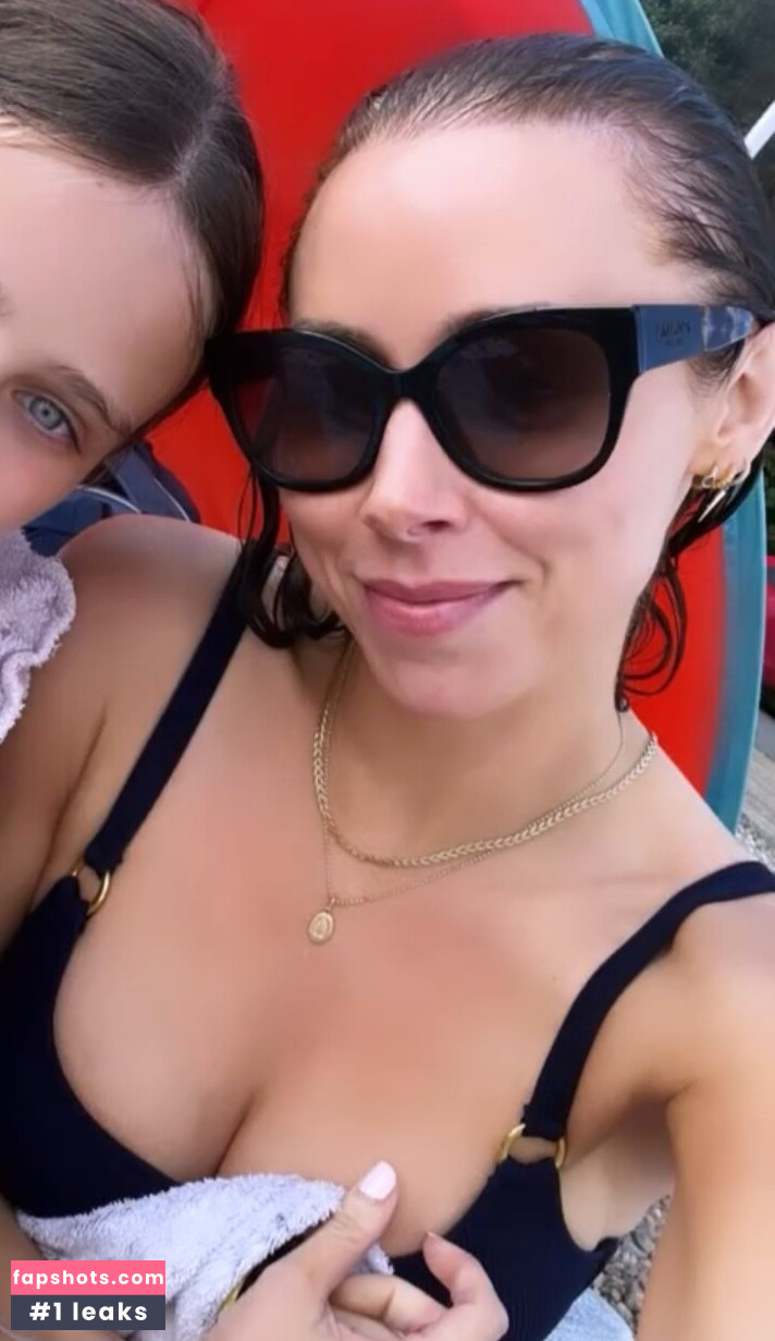 Una Healy gallery photo #115