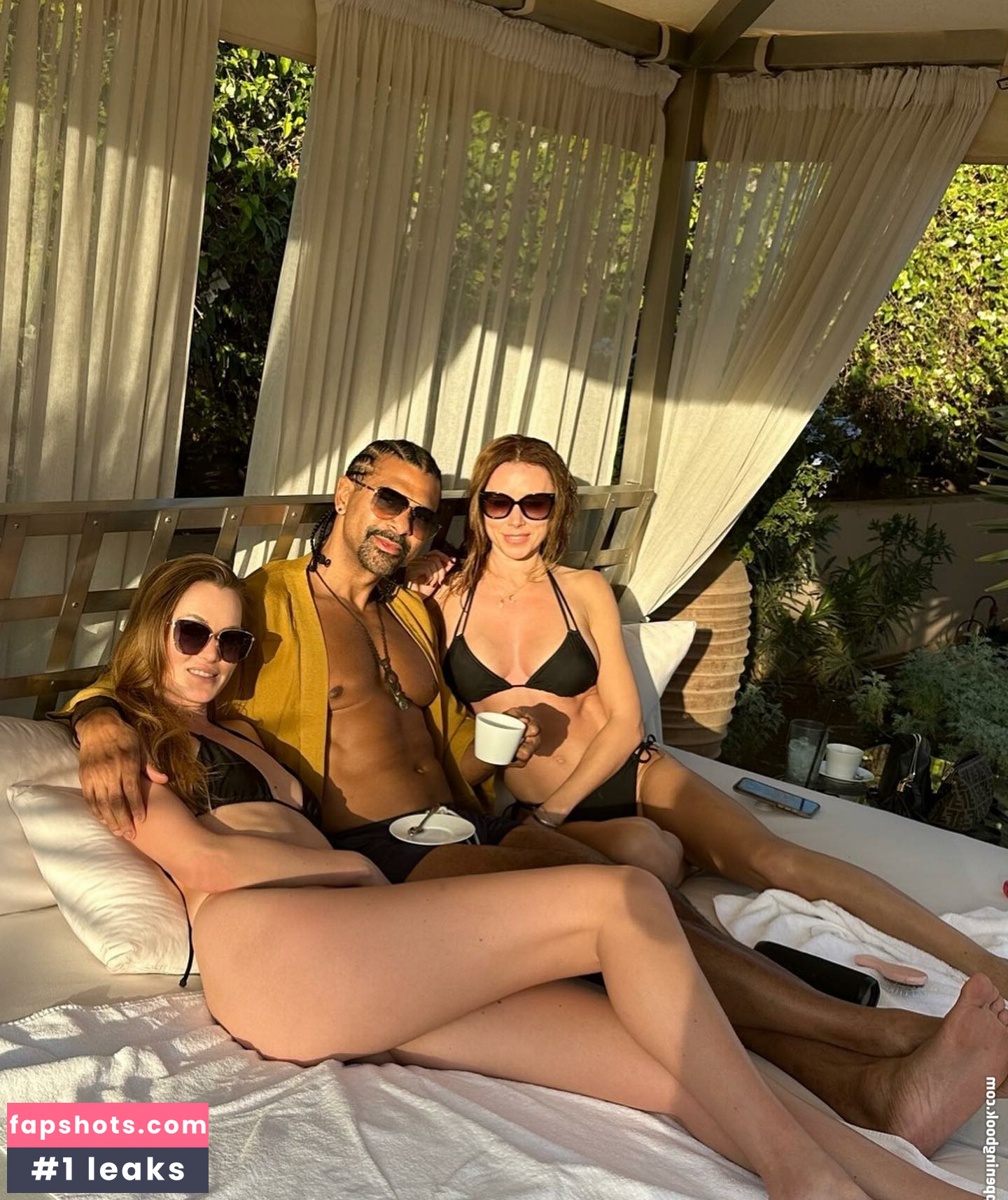 Una Healy gallery photo #145