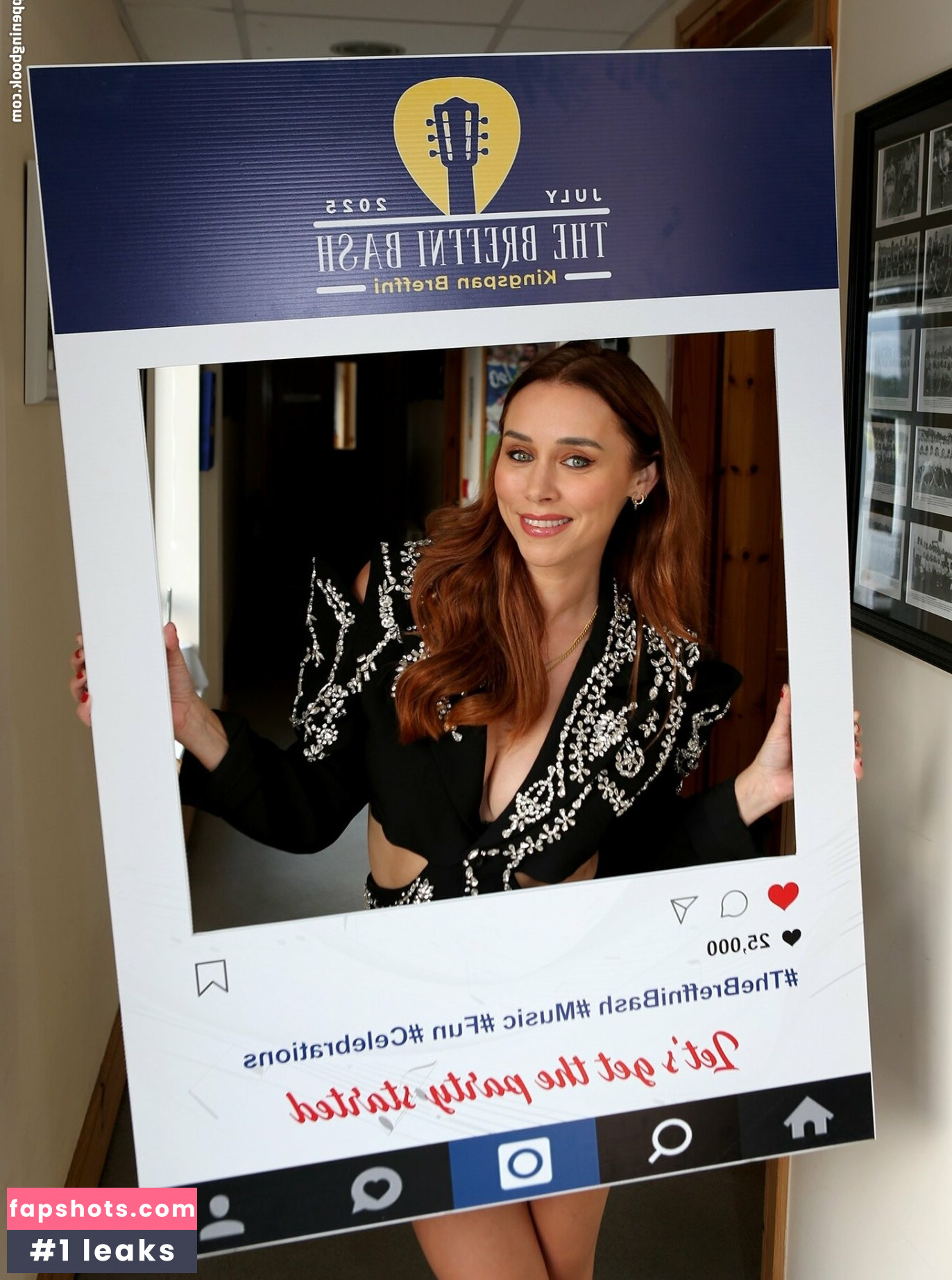 Una Healy gallery photo #18