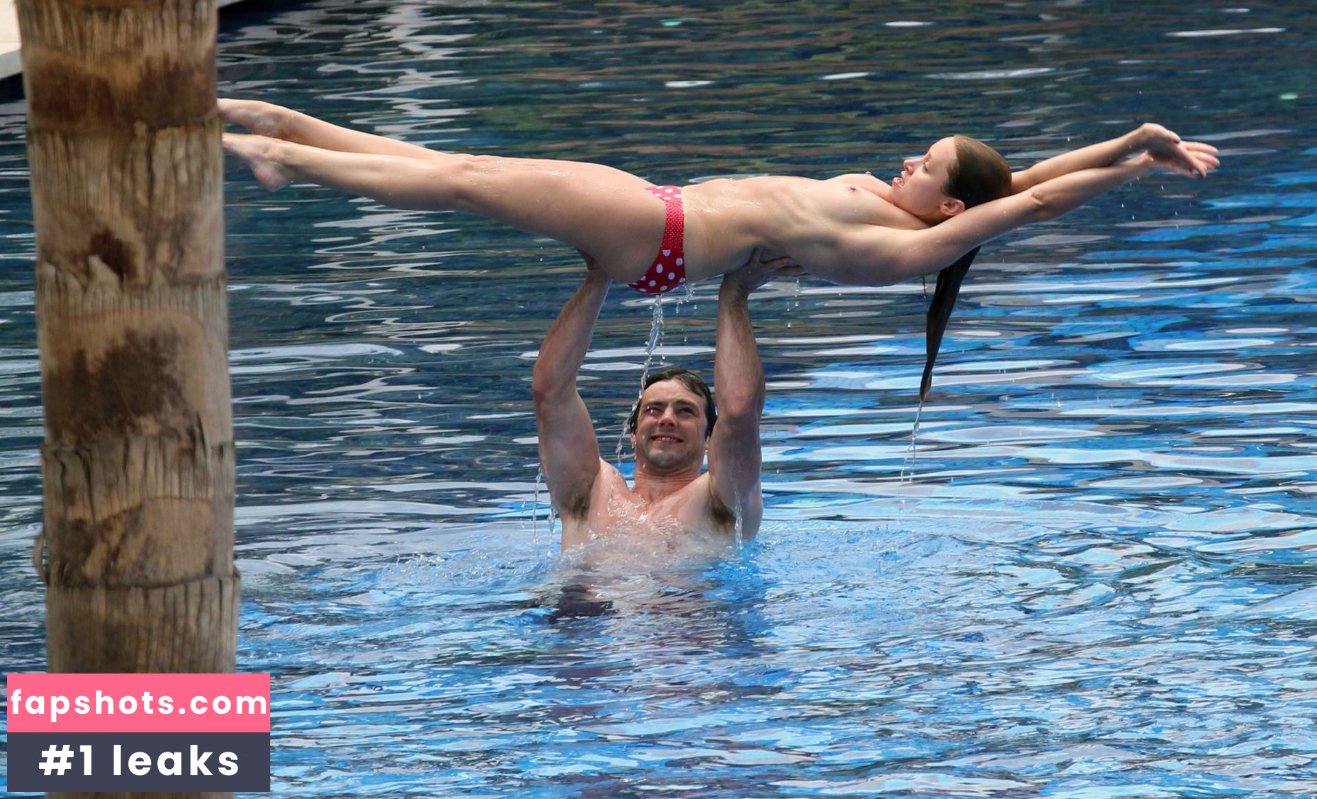 Una Healy gallery photo #199