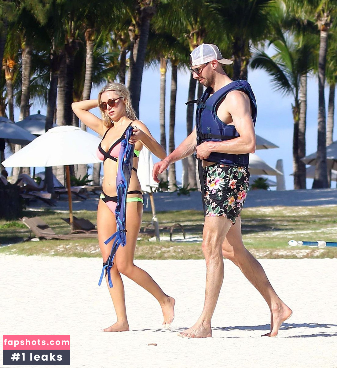 Una Healy gallery photo #210