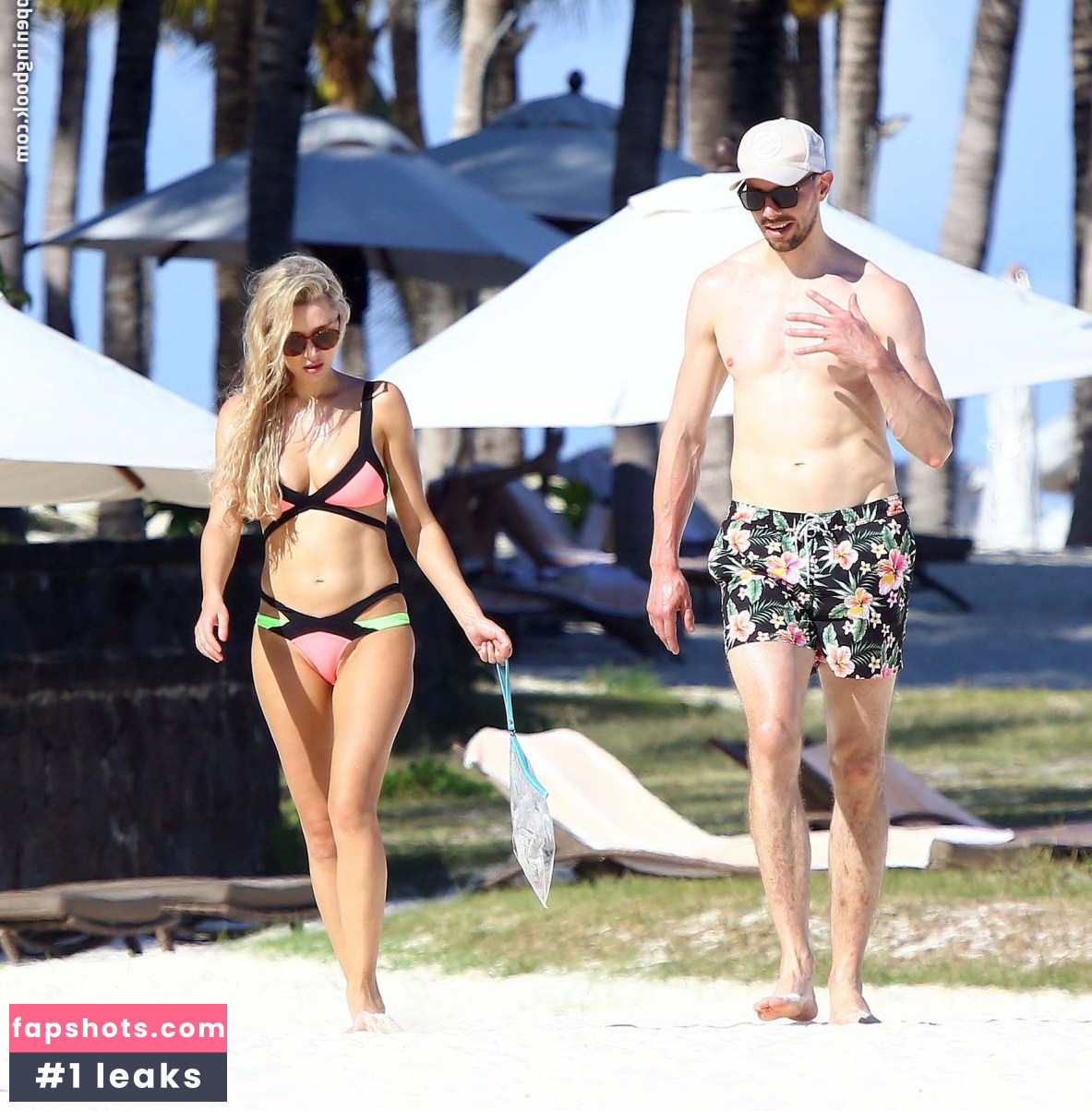 Una Healy gallery photo #220