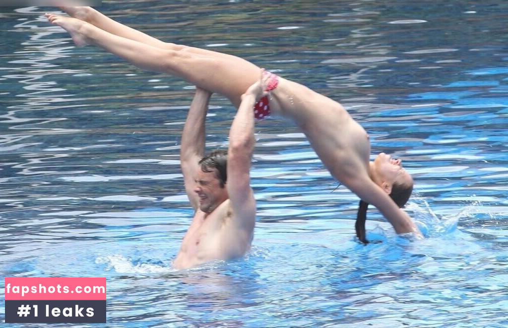 Una Healy gallery photo #64