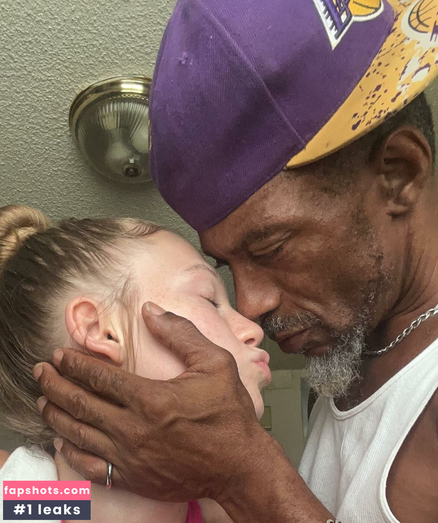 Unc & Snowbunny gallery photo #2