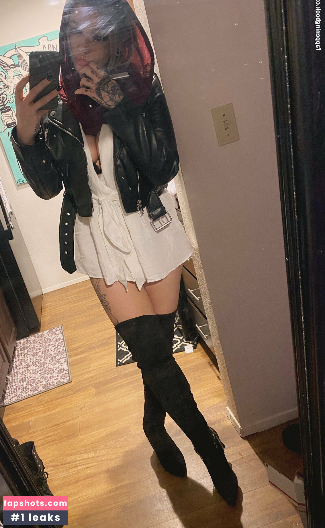 undersiegexo gallery photo #19