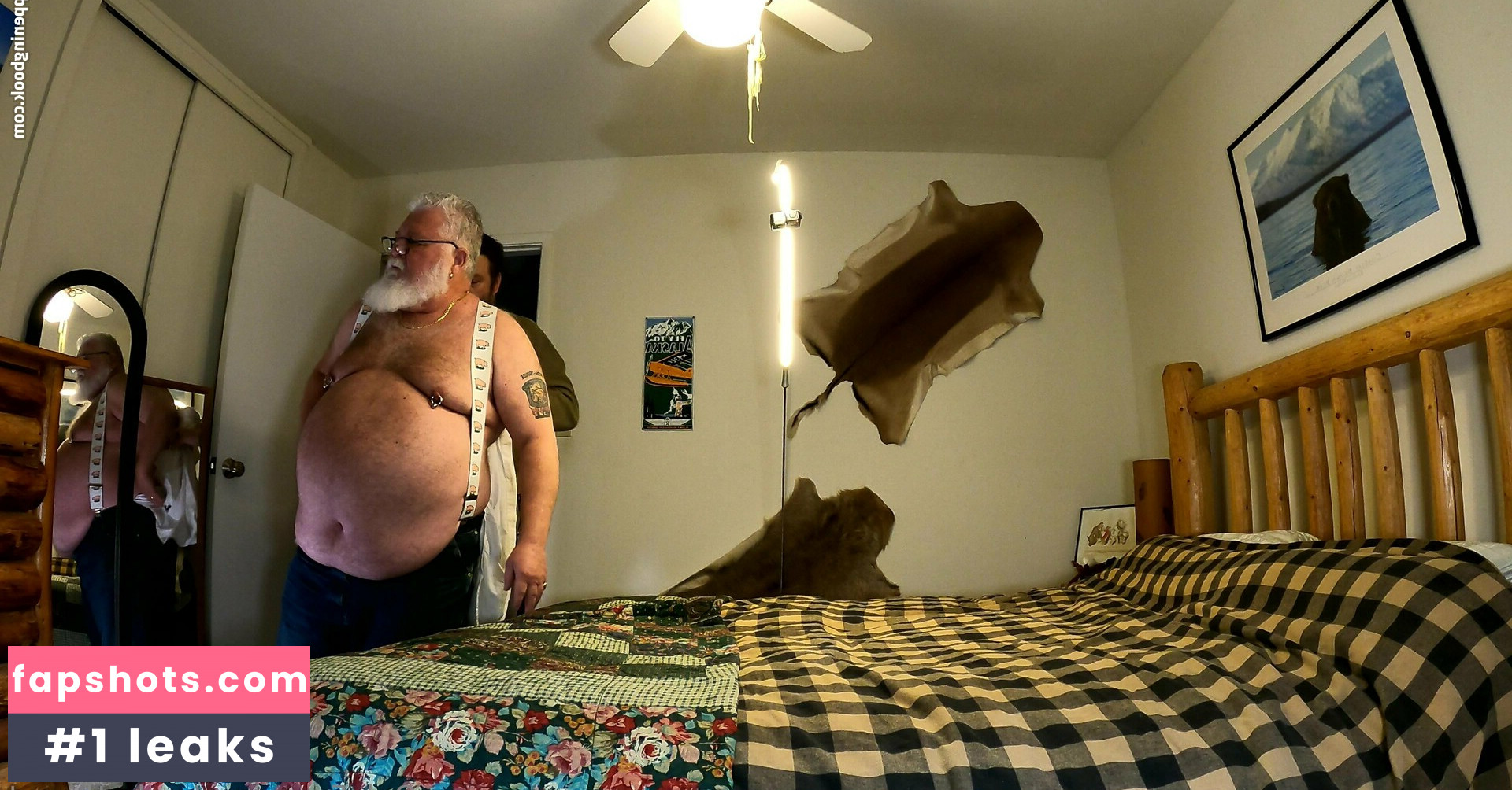 underthegut gallery photo #37