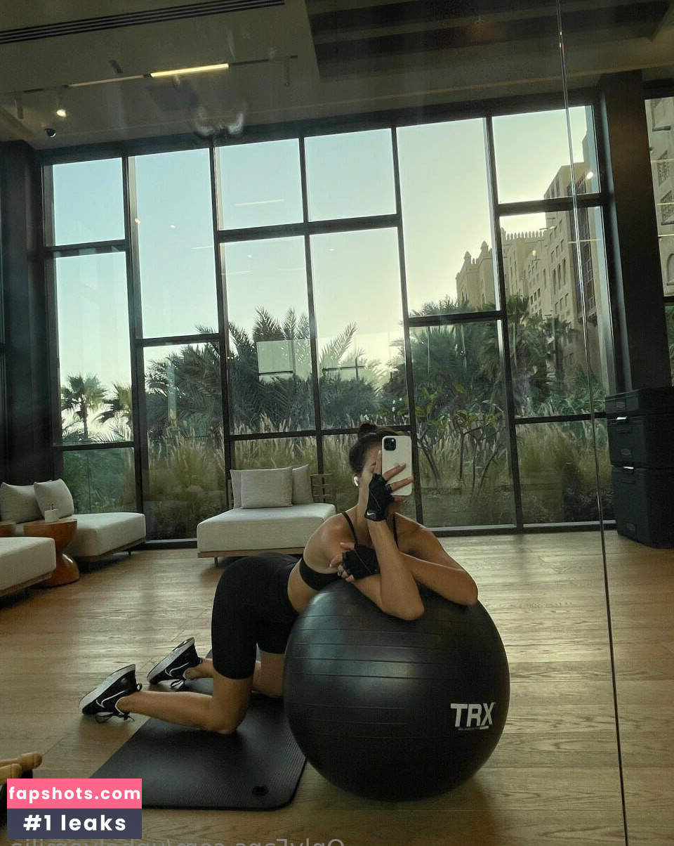 unholyemilia gallery photo #4