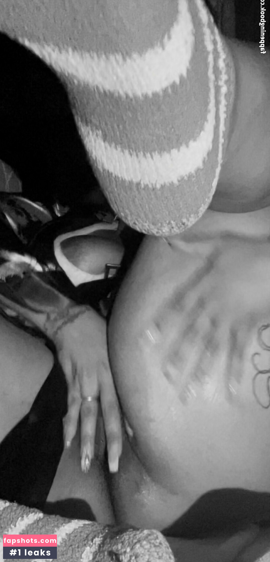 uniquesativa gallery photo #5