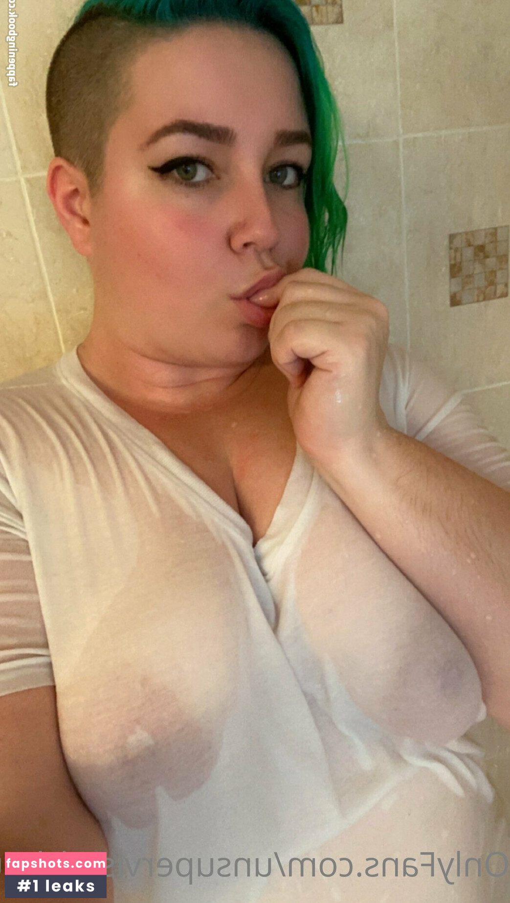 unsupervised_housewife gallery photo #27