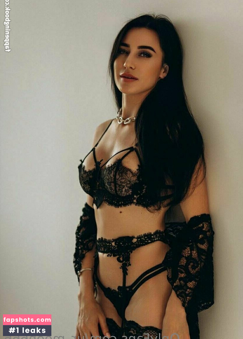 ur_moon666 gallery photo #12