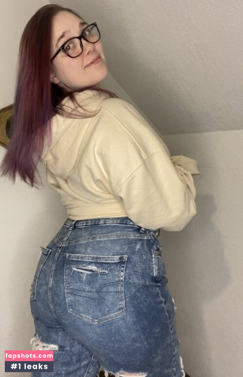 Urfavbigbootyslut Nude Leaks OnlyFans - Fapshots