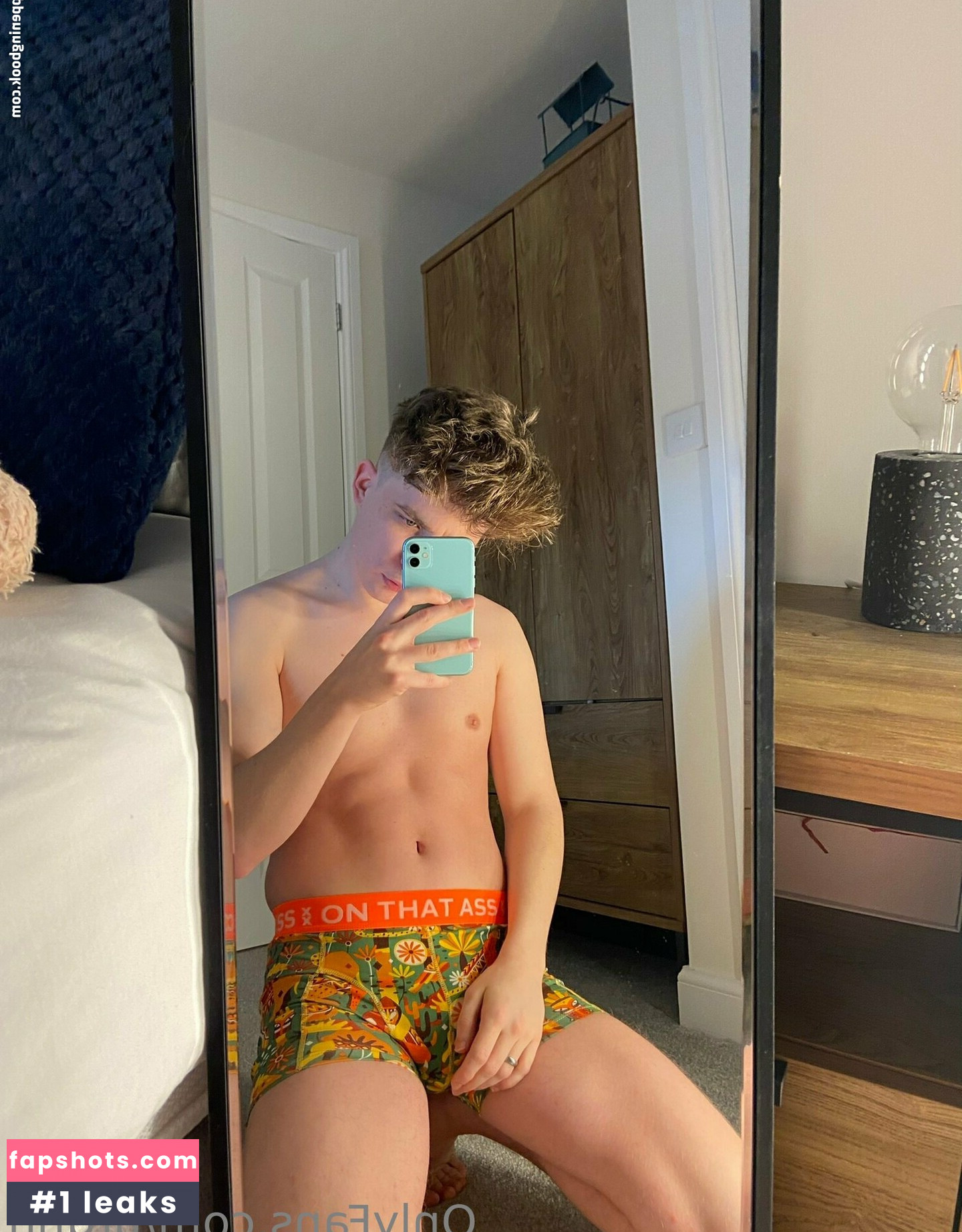 urghh gallery photo #11