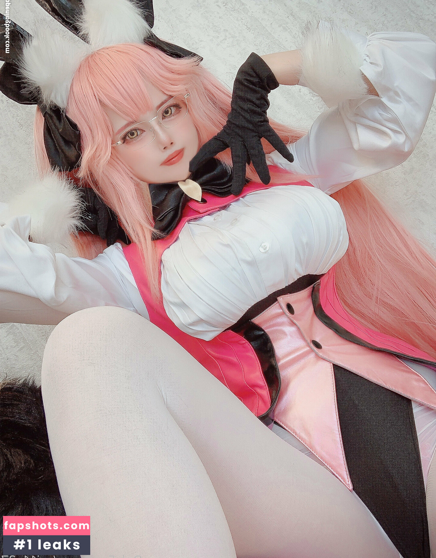 Uri11_27 gallery photo #37