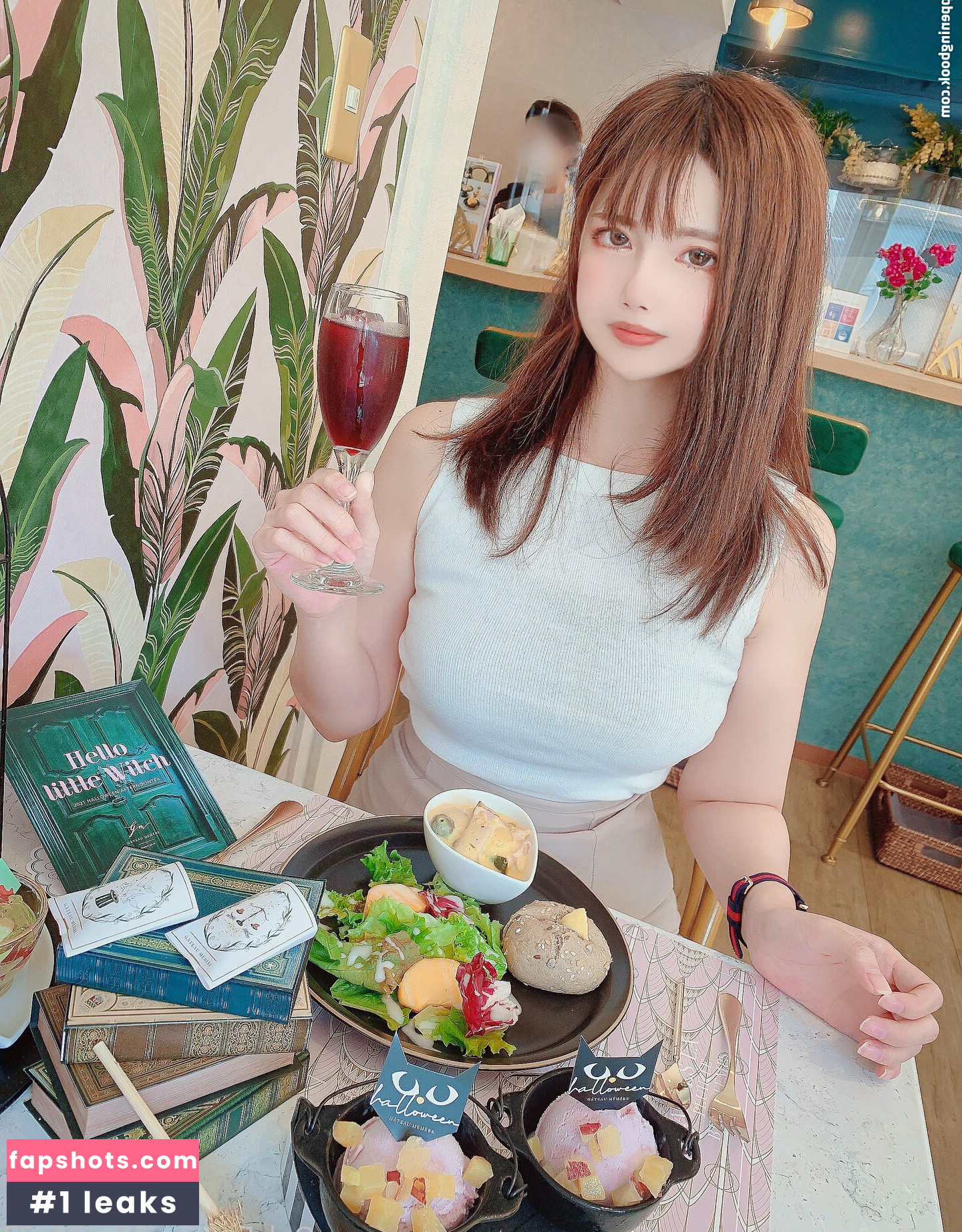 Uri11_27 gallery photo #47