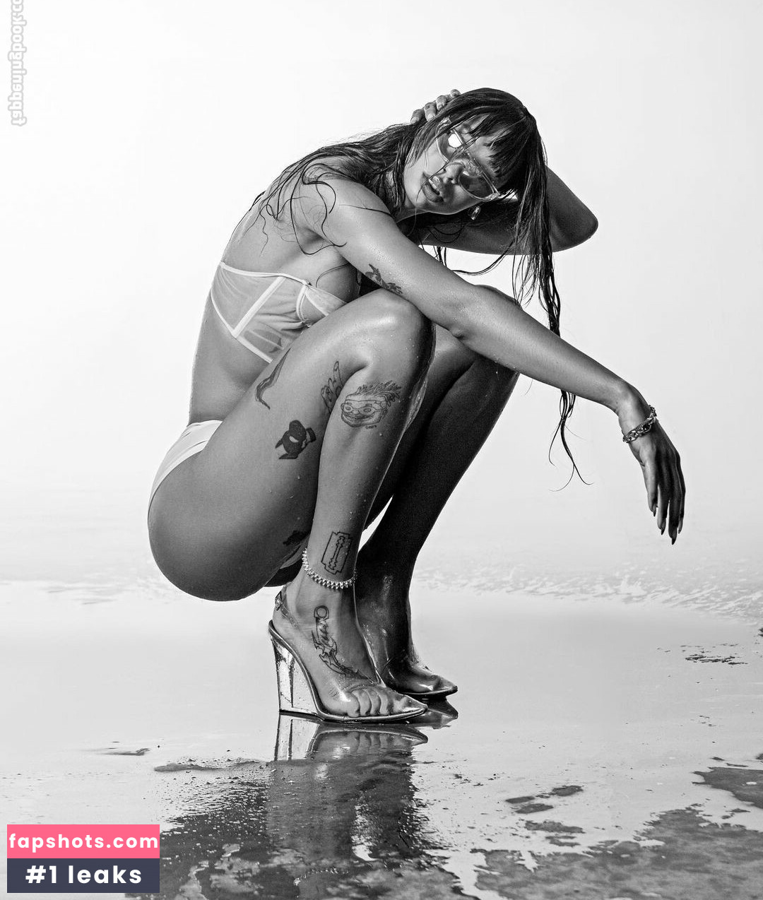 uriasss gallery photo #35