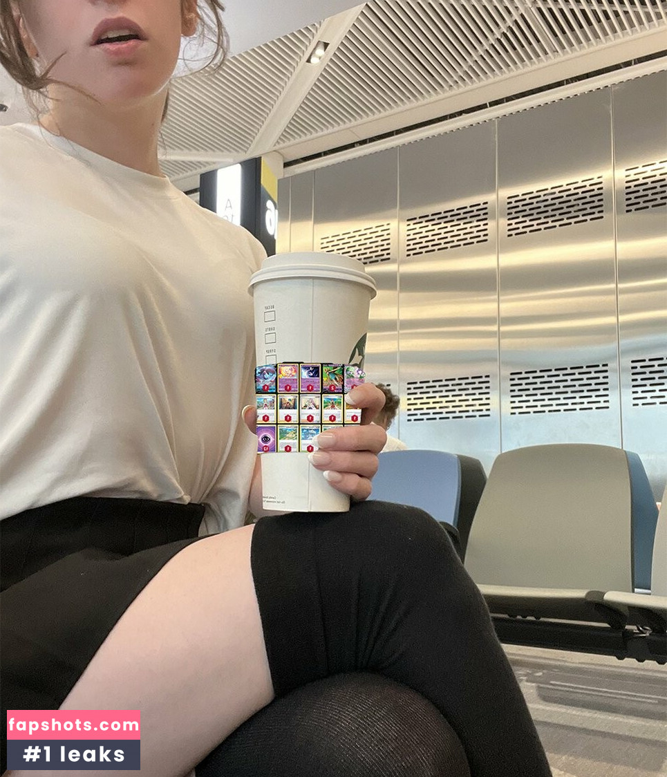 Ursiiday nude babe gallery