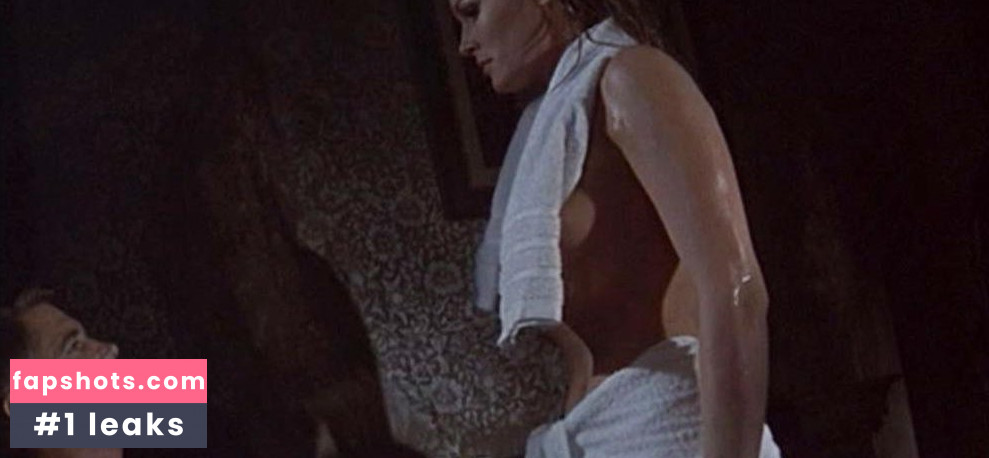 Ursula Andress gallery photo #26