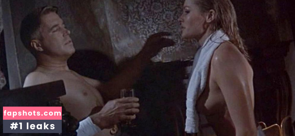 Ursula Andress gallery photo #28