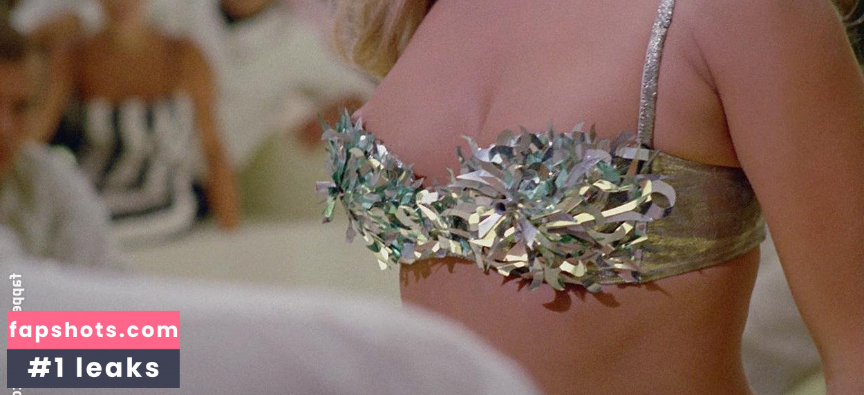 Ursula Andress gallery photo #29