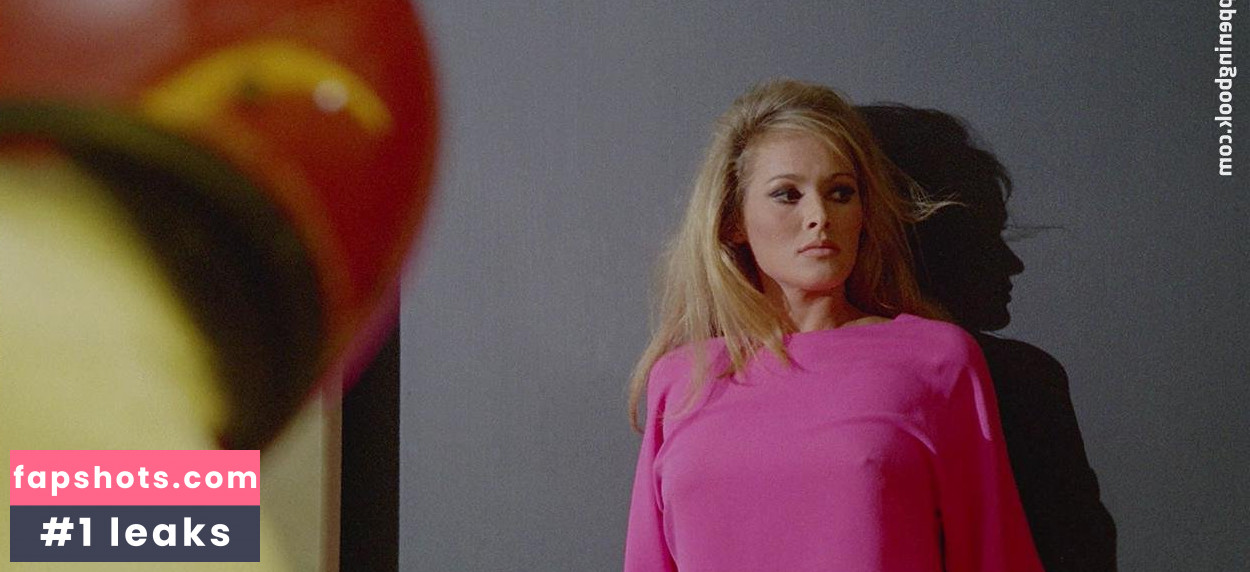 Ursula Andress gallery photo #32