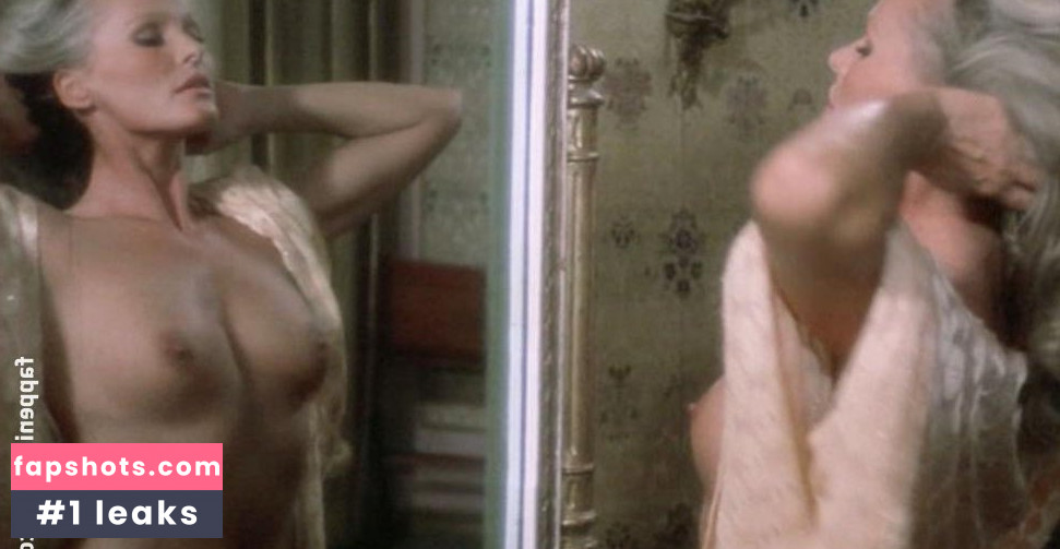 Ursula Andress gallery photo #35