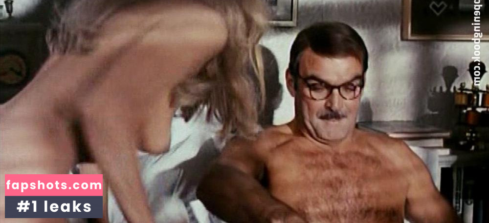 Ursula Andress gallery photo #37