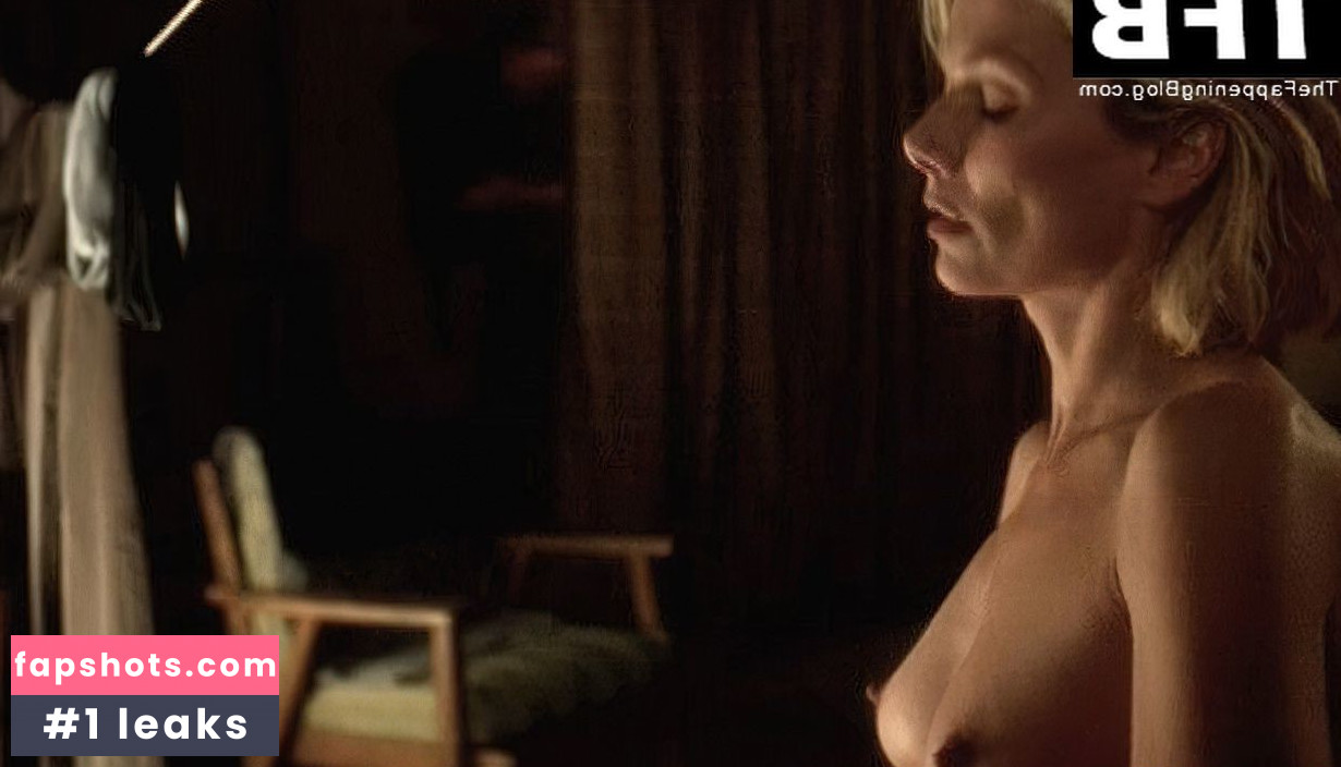 Ursula Karven gallery photo #3