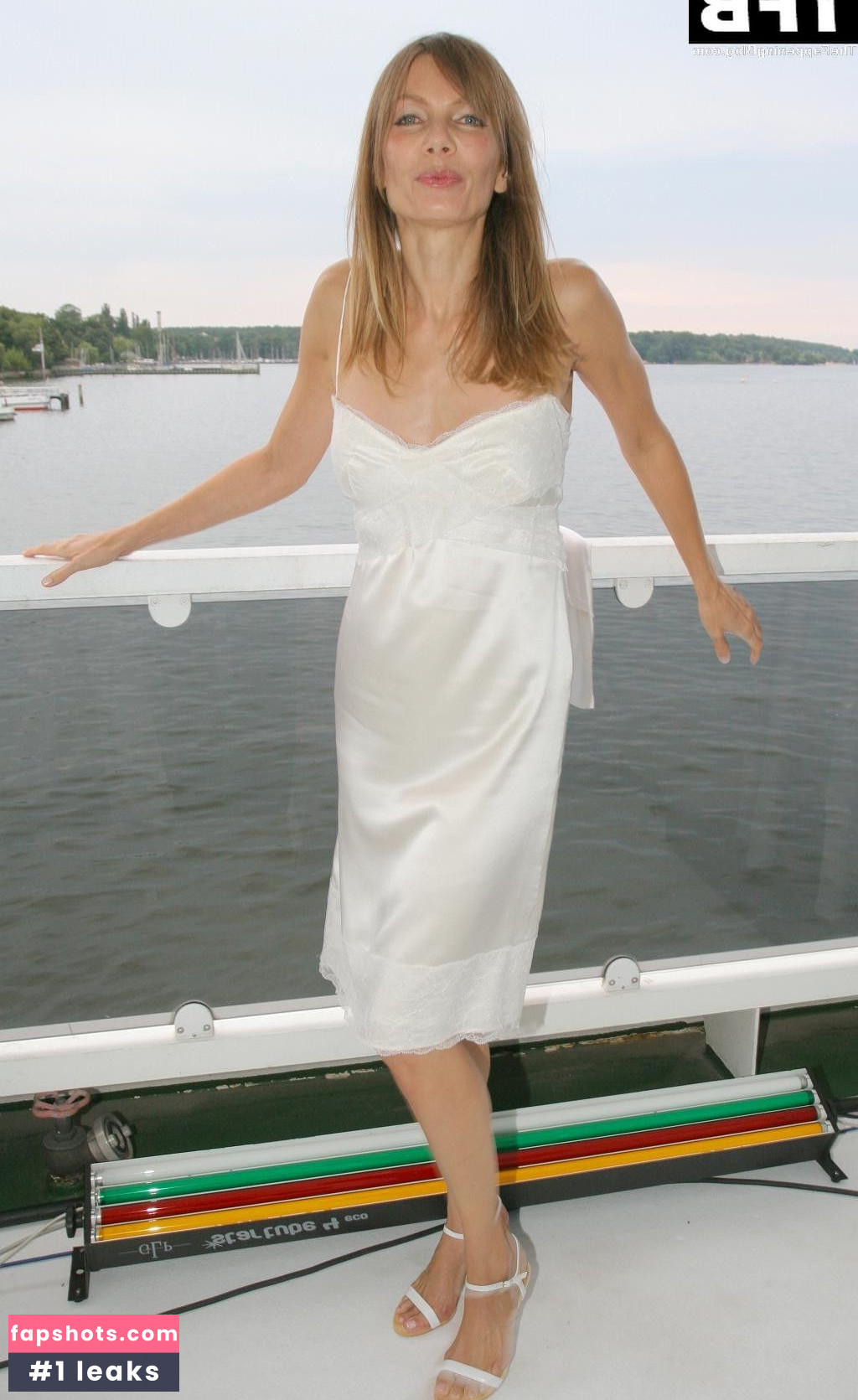 Ursula Karven Nude Leaks OnlyFans Photos #33 - LeakJerk