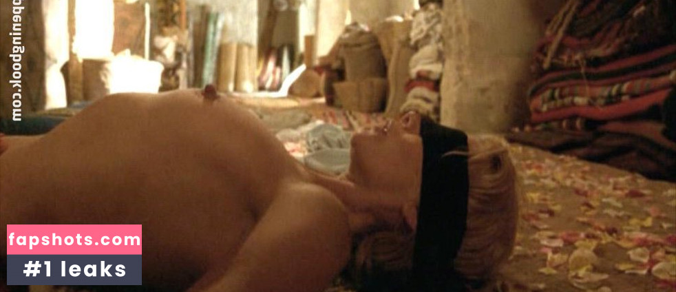 Ursula Karven Nude Leaks OnlyFans Photos #54 - LeakJerk