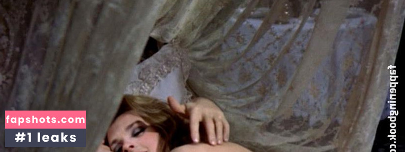 Uta Levka gallery photo #8