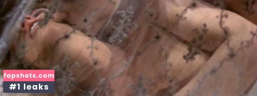 Uta Levka gallery photo #10