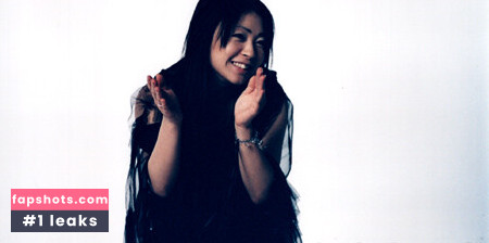 Utada Hikaru gallery photo #17