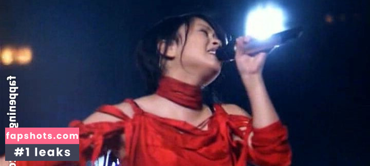 Utada Hikaru gallery photo #20