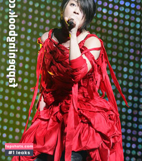 Utada Hikaru gallery photo #28