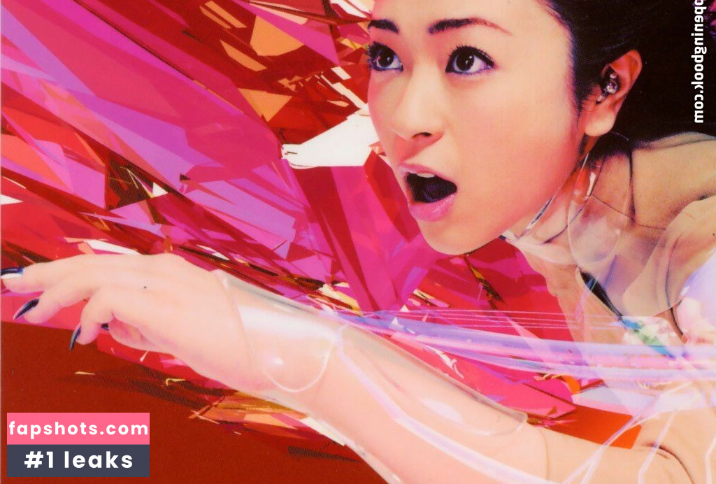 Utada Hikaru gallery photo #4