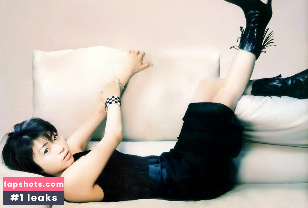 Utada Hikaru gallery photo #45