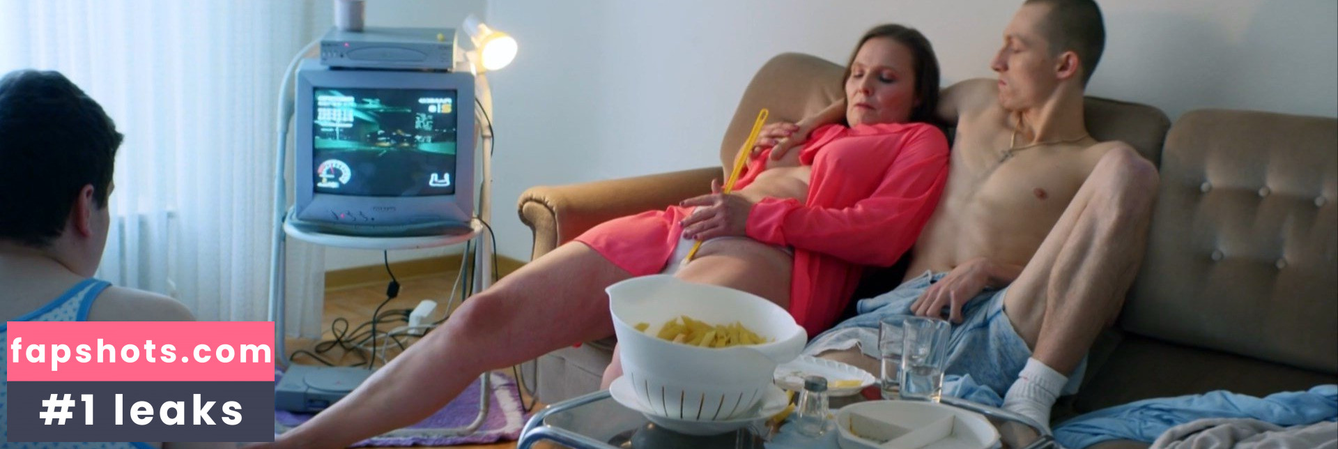 Ute Reintjes Nude Leaks OnlyFans Photos #6 - LeakJerk