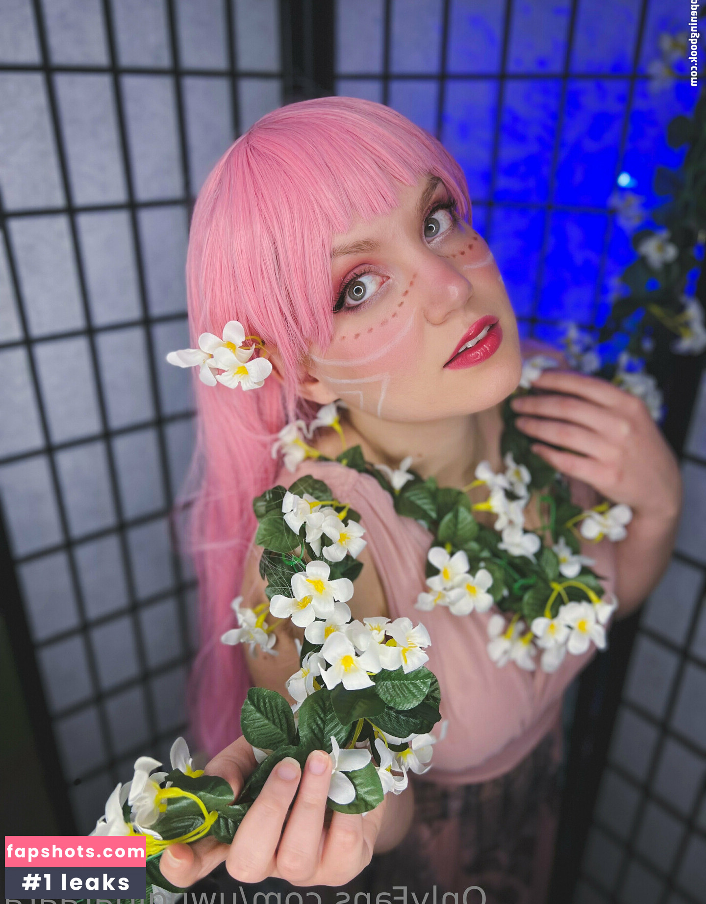 uwugirlaraara gallery photo #6