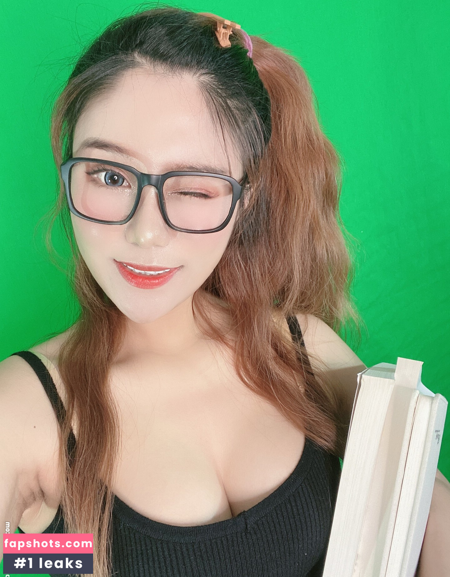 Uying Nude Leaks OnlyFans Photos #17 - LeakJerk