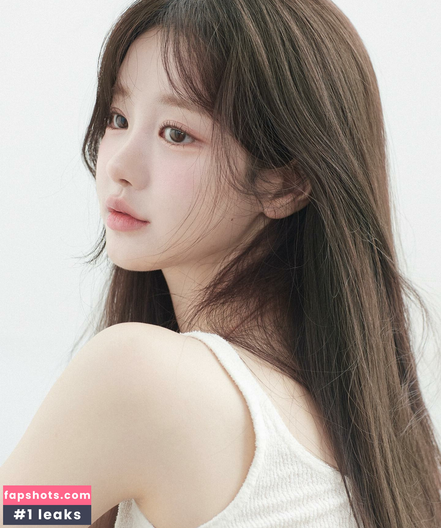 Uzaa gallery photo #13