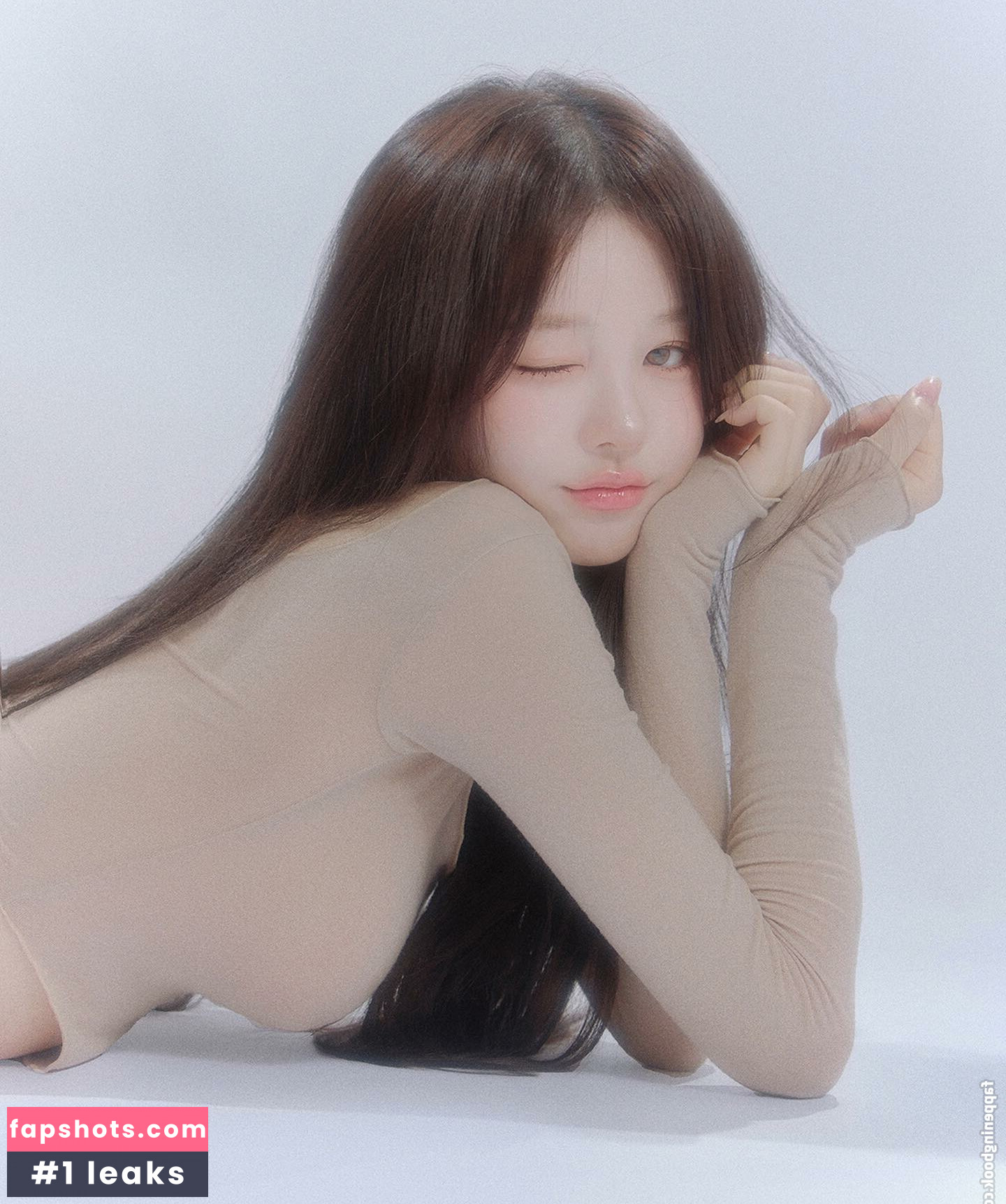 Uzaa gallery photo #4